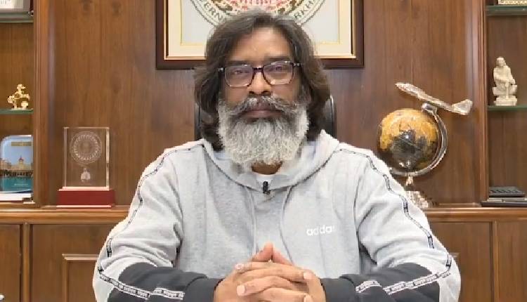 Hemant Soren meets Jharkhand  Guv, stakes claim to form govt