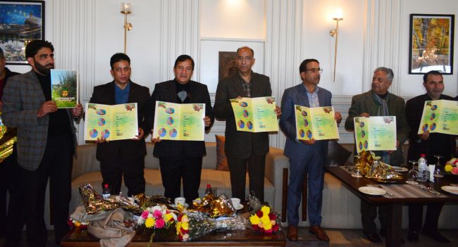 Govt committed towards horticulture promotion, growers welfare: Javid Dar