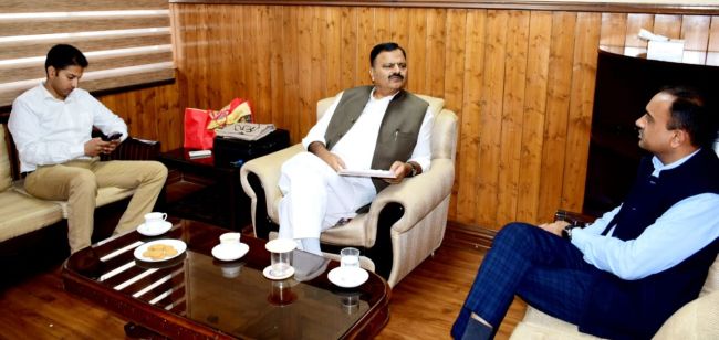 Tribal Affairs Minister reviews status of Tribal Bhawan, EMR schools