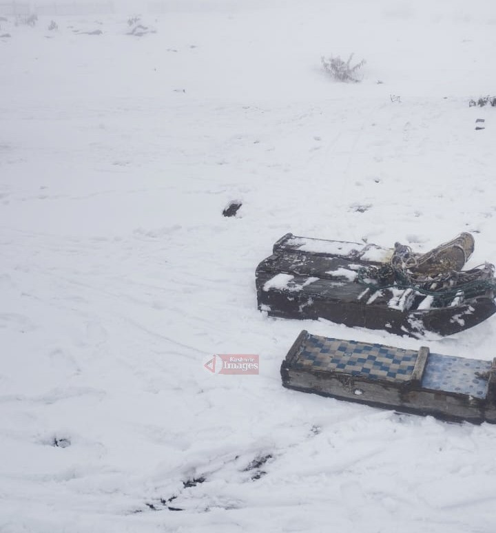 Kashmir’s upper reaches receive snowfall, rains lash plains