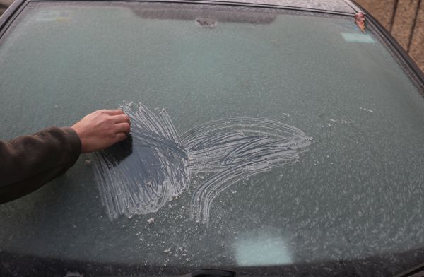 Kashmir continues to freeze