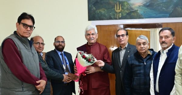Prof Kali Dass, Tavleen Kour call on LG