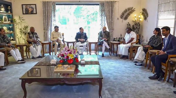 NDA leaders including Amit Shah, Chandrababu Naidu meet at BJP chief’s residence