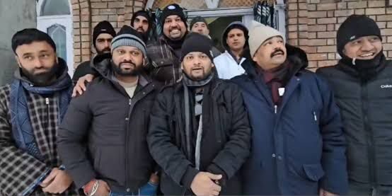 Kashmir’s hospitality scores over Kashmir haters again