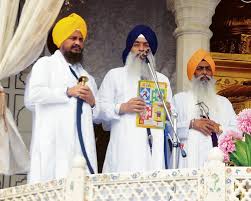 Akal Takht pronounces ‘tankhah’ for Sukhbir Badal, directs him to clean utensils at Golden Temple