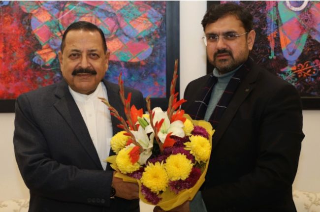Satish Sharma calls on Union Minister Dr Jatinder Singh