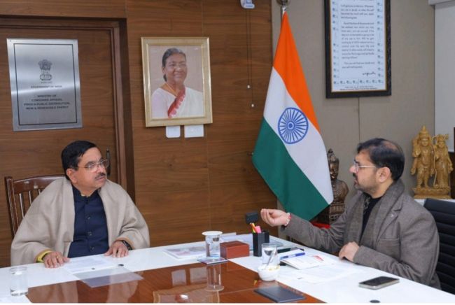 Satish Sharma calls on Union Minister Pralhad Joshi
