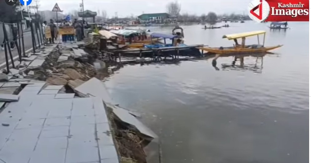 Portion of footpath on Boulevard Road caves in