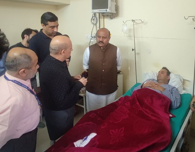 Deputy CM enquires about Kathua encounter injured at GMC Jammu