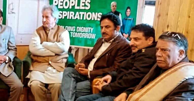 Two former legislators return to PDP