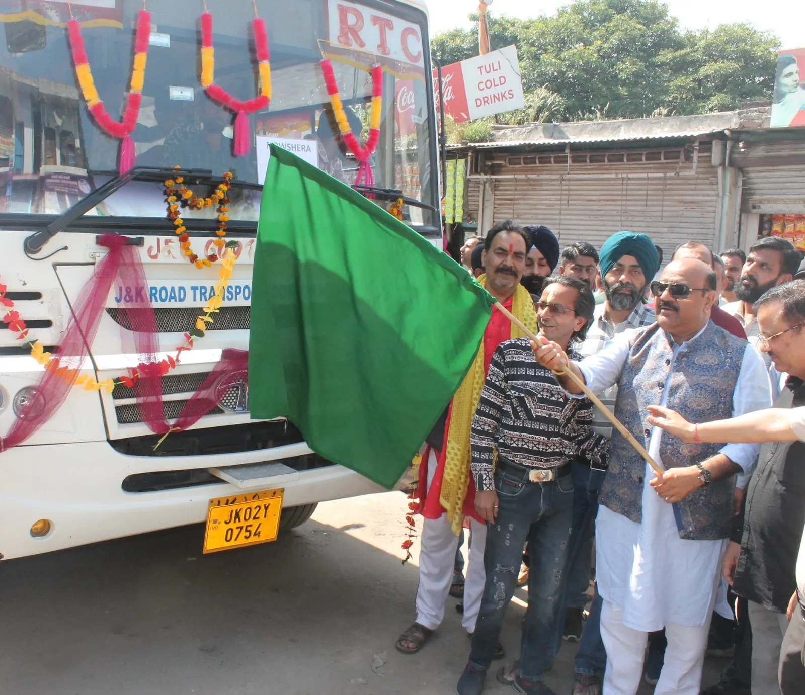 Dy CM flags off bus service from Jammu to Nowshera via Seri