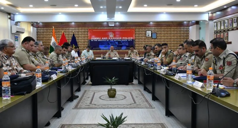 DGP reviews Amarnath Yatra security