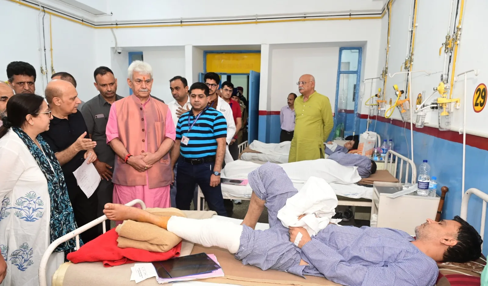 LG visits GMC Jammu, meets injured victims of Pak shelling