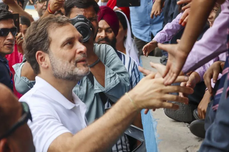 Rahul Gandhi visits shelling-affected areas in Poonch; lauds courage of people