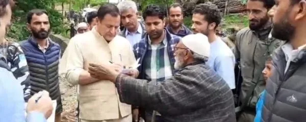RDD Minister visits Rafiabad Constituency; assesses development works, public issues