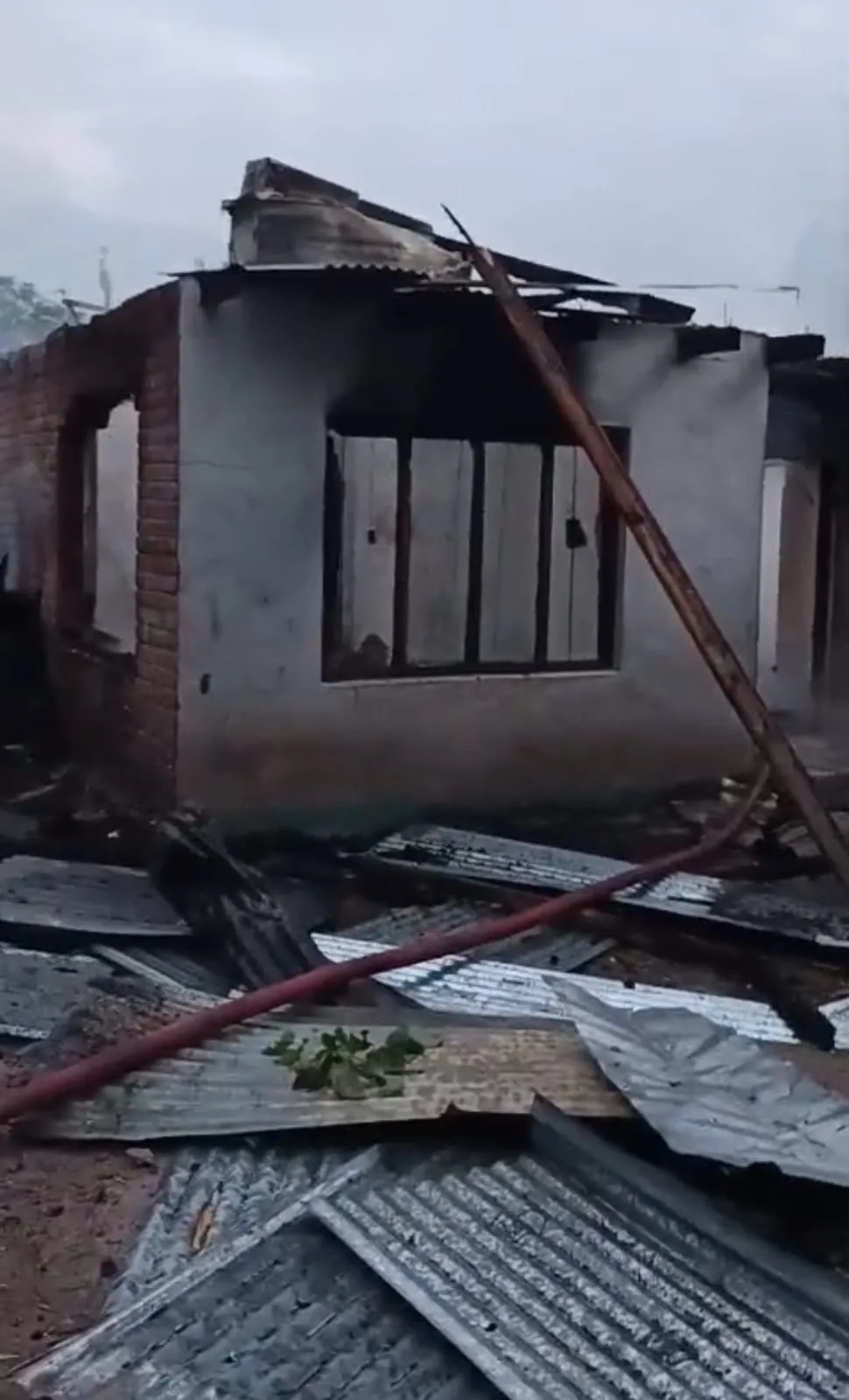 Pakistan Shelling Injures Four Civilians, Destroys Houses in Uri