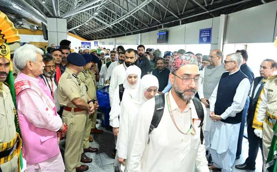 First batch of Hajj pilgrims depart for Saudi Arabia