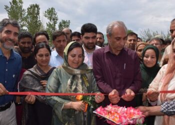 Sakeena Itoo lays foundation stone of main building, administrative block of GDC Chadoora