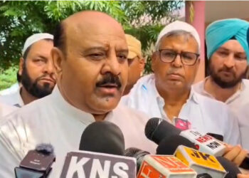 Dy CM visits family of slain youth in Jammu, calls for impartial probe