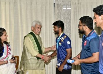 Delegation of National-level Archers calls on LG