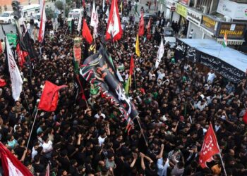 Thousands take part in Muharram procession in Srinagar