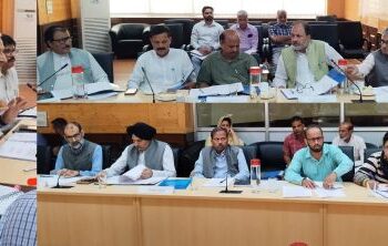Public Accounts Committee holds meeting in Srinagar
