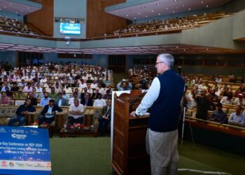 CM Abdullah calls for holistic implementation of NEP