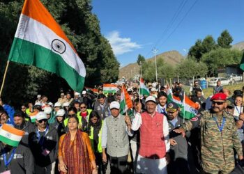 Union Ministers Dr. Mansukh Mandaviya, Sanjay Seth lead ‘Kargil Vijay Diwas Padyatra’ in Dras