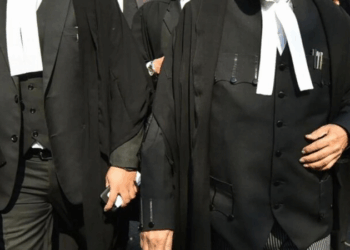 HCBA bans non-Lawyers from wearing advocates’ attire in court complex
