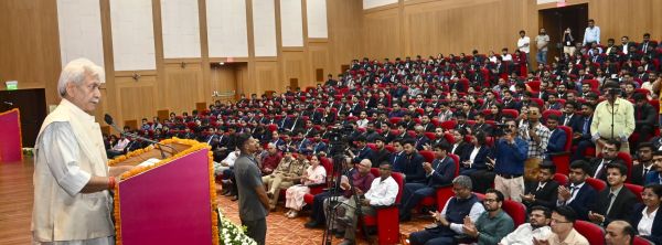 J&K has emerged as major hub of education & innovation: LG Sinha