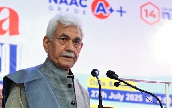 LG urges KU alumni to strengthen higher educational institutions of J&K