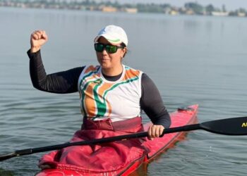 Kashmiri kayaker Bilquis Mir meets Mandaviya, Khadse to discuss future of water sports