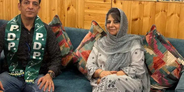 Businessman Tahir Lone joins PDP