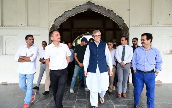 CM visits Shalimar Garden to take stock of restoration works