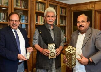 Project Director, 75 Students’ Satellites Mission calls on LG