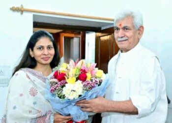 Union MoS for Youth Affairs and Sports, President J&K JDU call on LG