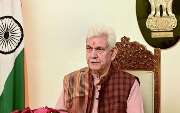 Lieutenant Governor Greets People on Independence Day