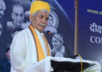 LG asks youth to cultivate positive mindset, courage for greater change