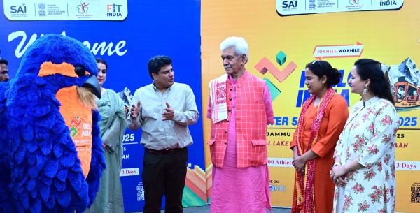 LG meets Khelo India Water Sports Festival Mascot