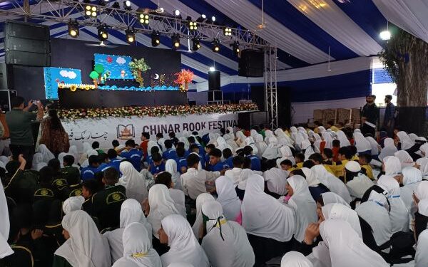 MPML HSS Srinagar Students Celebrate Urdu Language, Culture at Chinar Book Festival