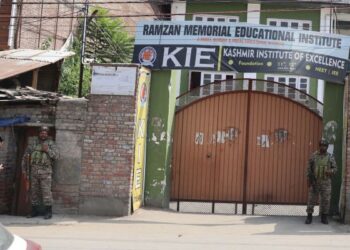 Pol parties in Kashmir train guns at NC govt for takeover of JeI-linked schools; BJP welcomes it