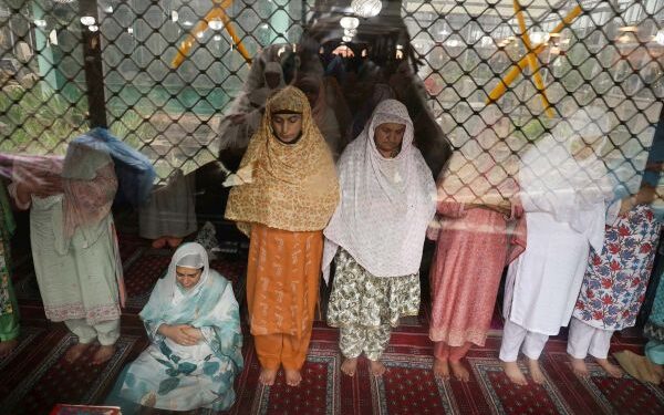Urs of Hazrat Sheikh Hamza Makhdoom Sahib (RA) observed with devotion