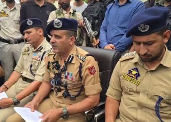 Police detains elder sister after 14-year-old girl found murdered in Ganderbal