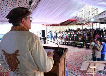 CM Omar Abdullah attends National Tribal Festival at Gurez