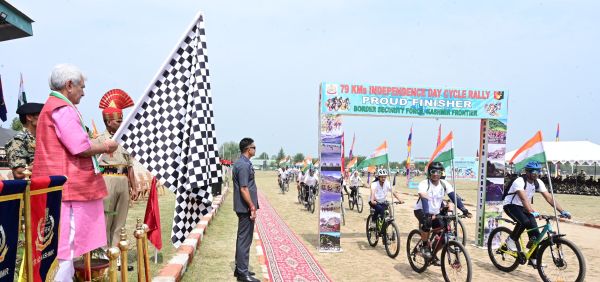 LG felicitates 79 Cyclists of BSF’s ‘Pedal for Ek Bharat, Shreshtha Bharat’ rally to celebrate 79th Independence Day