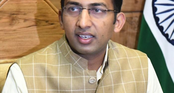 Water starts receding in Jhelum, flood threat eases, BUT…