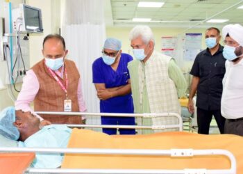 Pilgrimage was already suspended when cloudburst led to Vaishno Devi landslide: LG Sinha