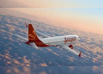 SpiceJet flight makes emergency landing at Sgr airport