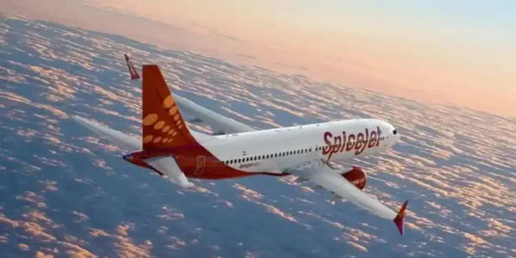 SpiceJet flight makes emergency landing at Sgr airport