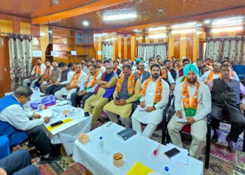 BJP holds ‘Atmanirbhar Bharat Sankalp’ campaign workshop in Srinagar